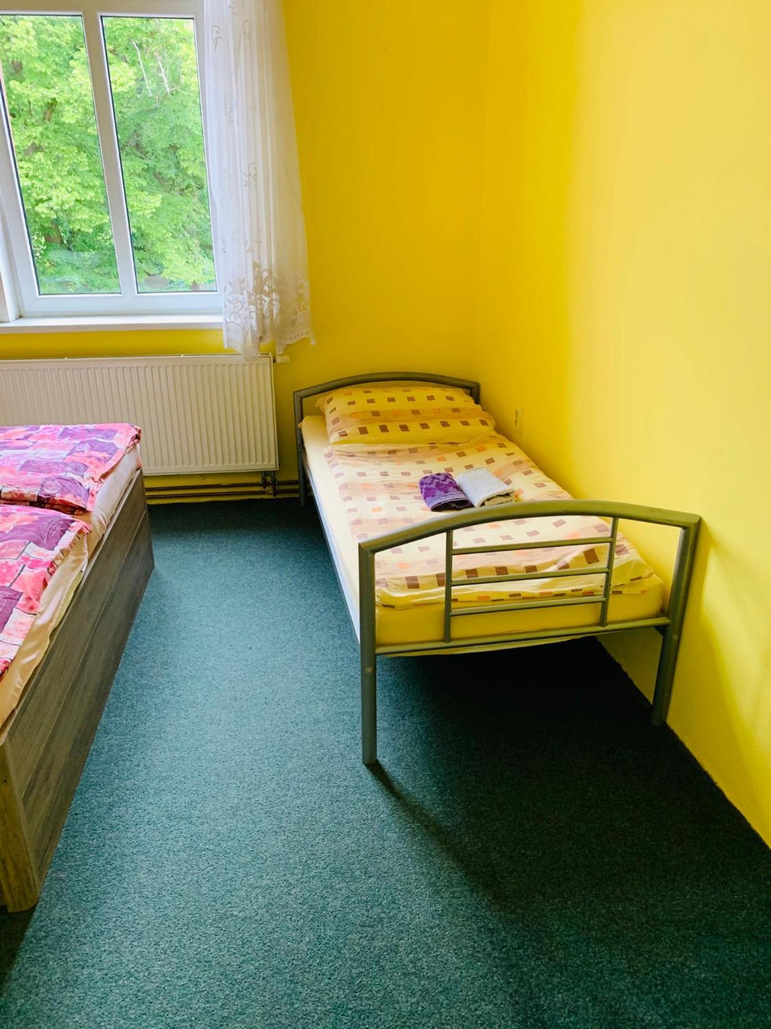 Penzion Eska S Pivovarem Mj Jince Exteriér fotografie